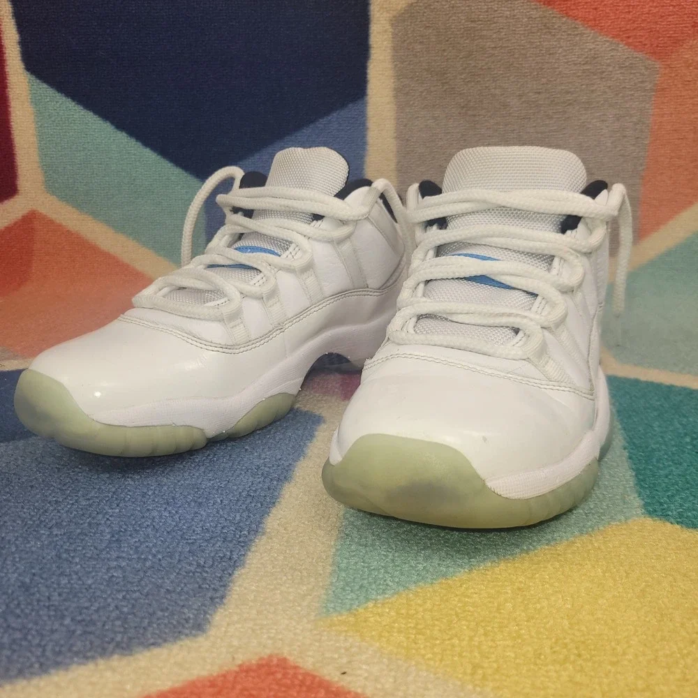 Jordan 11 Retro Low Legend Blue White University Blue‎ Size 7y